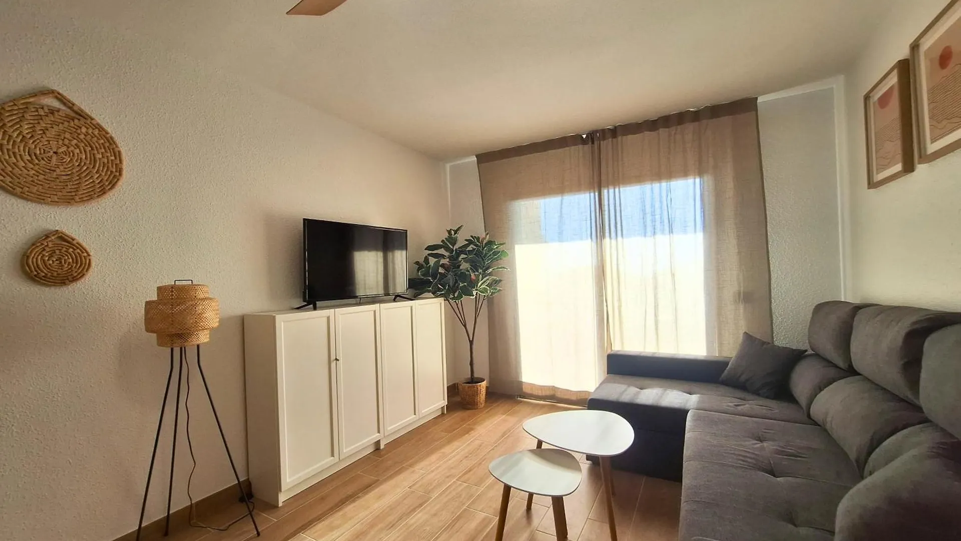 Castle Harbour Atico Duplex 3 Dormitorios 2 Banos Balcon Vista Mar Los Cristianos  Španělsko