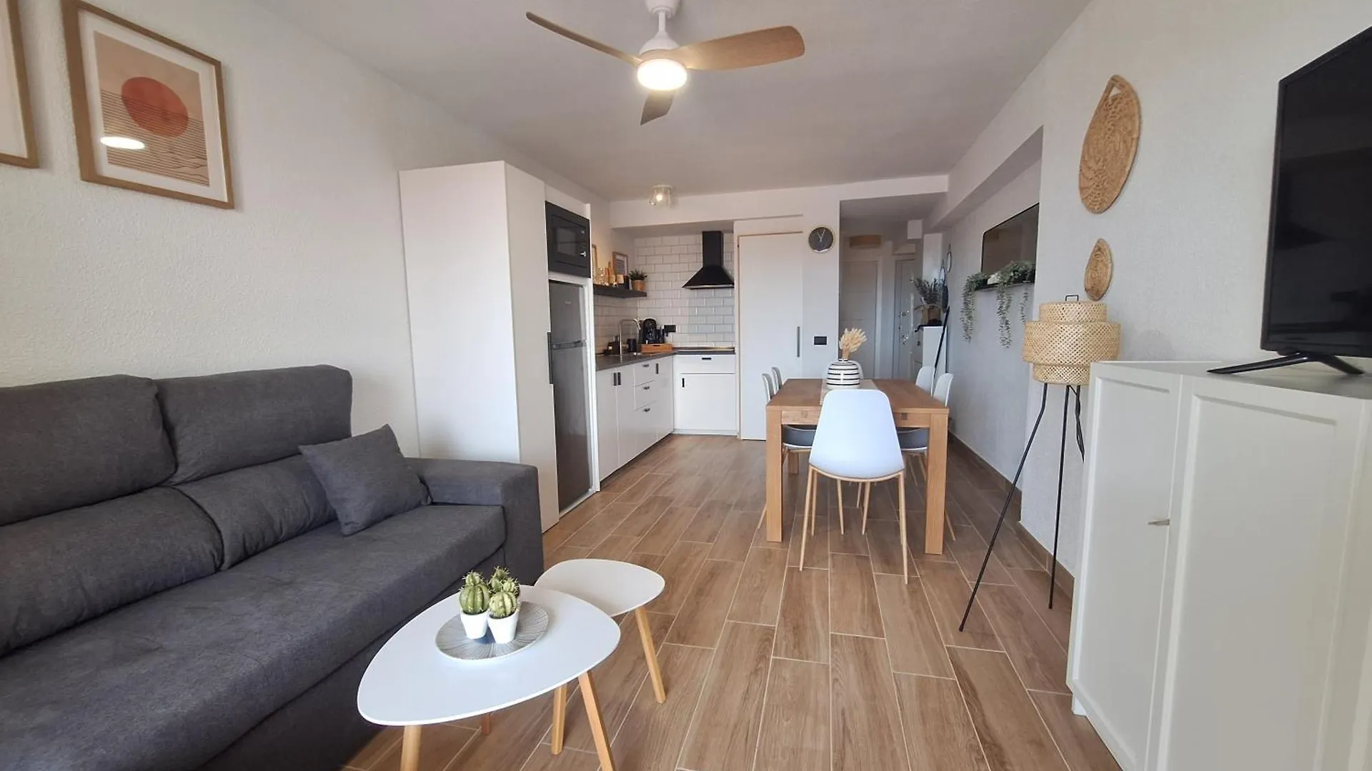 Castle Harbour Atico Duplex 3 Dormitorios 2 Banos Balcon Vista Mar Los Cristianos  0*, Los Cristianos (Tenerife) Španělsko