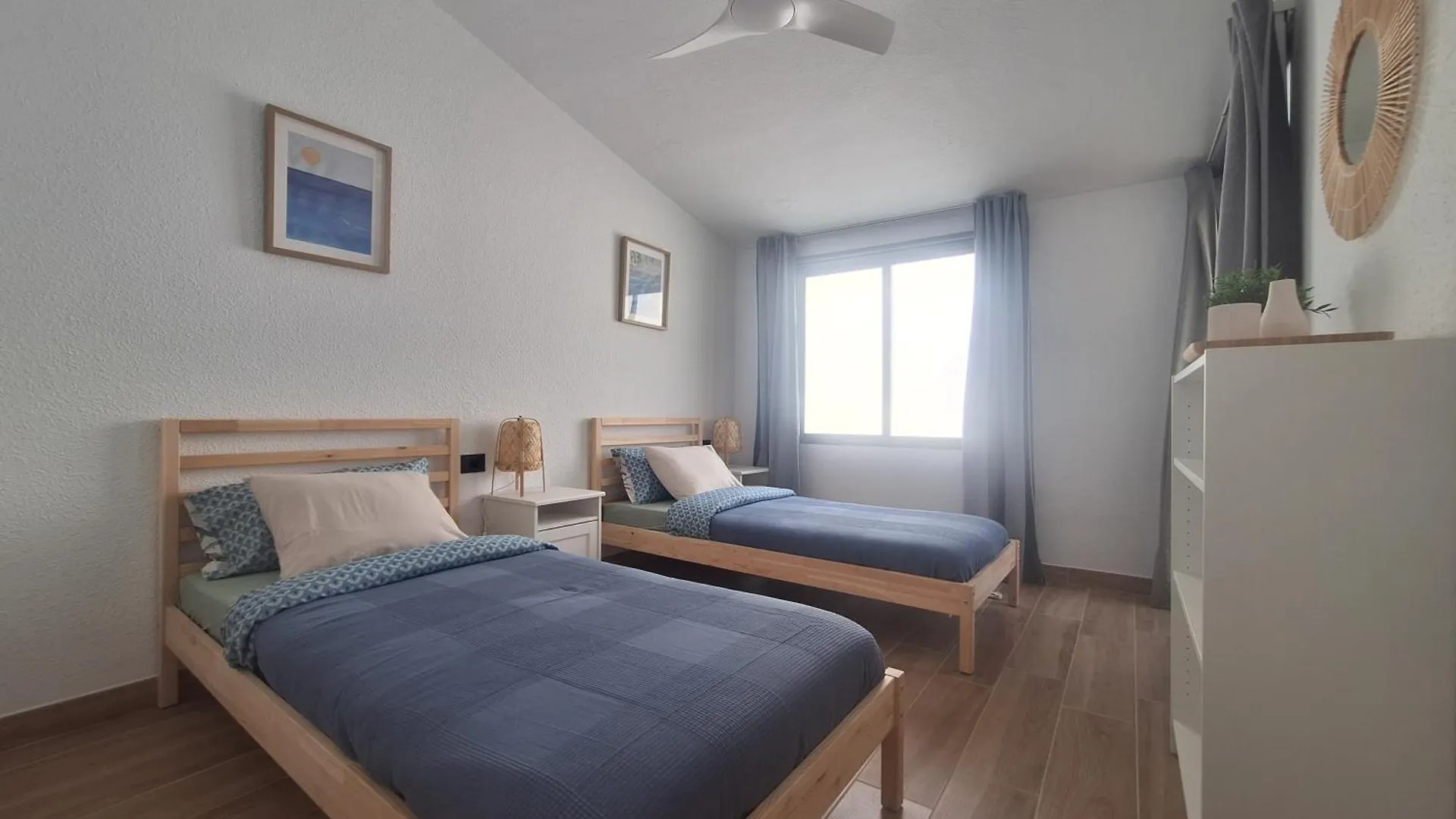 Castle Harbour Atico Duplex 3 Dormitorios 2 Banos Balcon Vista Mar Лос Кристианос